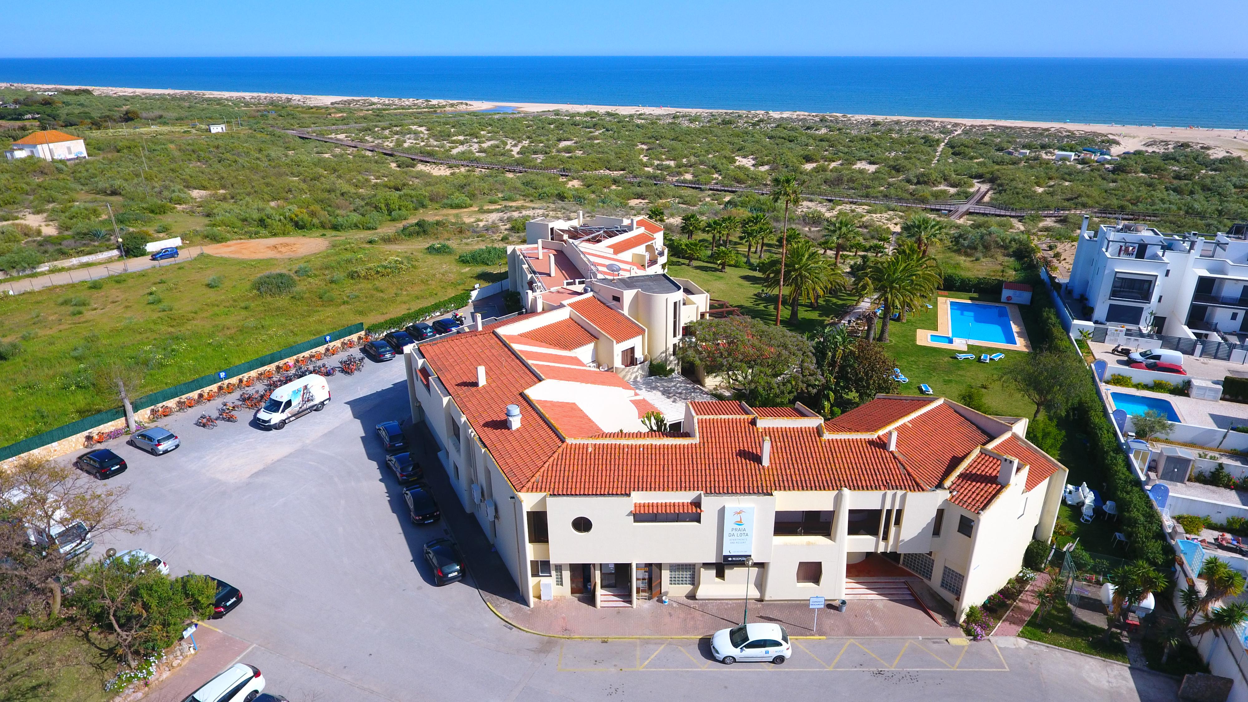 Hotel Da Lota - Beachfront Manta Rota